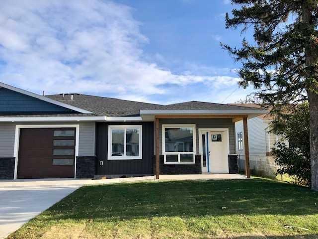 Townhouse for sale in Lacombe, Alberta