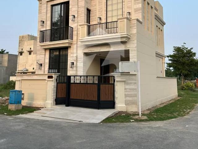 House for sale in لاہور, لاہور ڈویژن