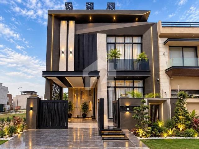 House for sale in لاہور, لاہور ڈویژن