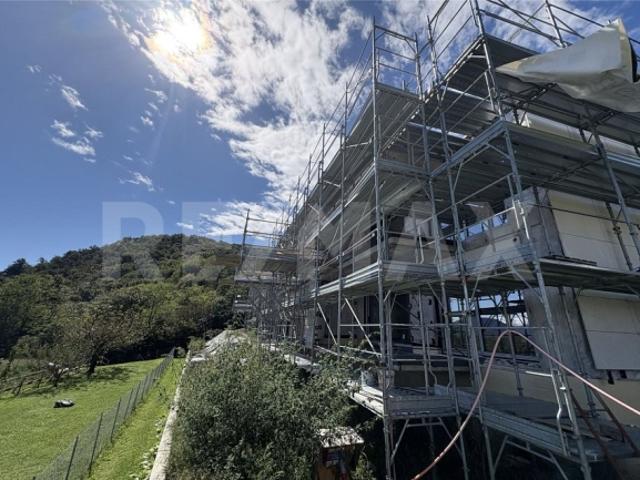 Wohnung kaufen in Manno, Tessin