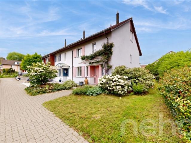 Reihenfamilienhaus kaufen in Bubendorf, Basel-Landschaft
