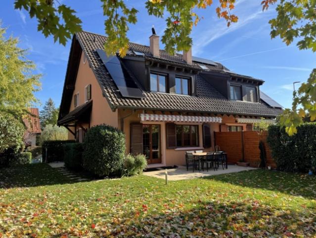 Reihenfamilienhaus kaufen in Gland, District de Nyon