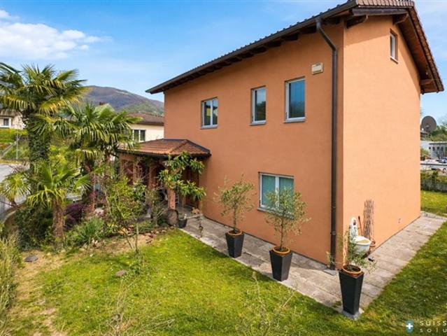 Einfamilienhaus kaufen in Mendrisio, Tessin
