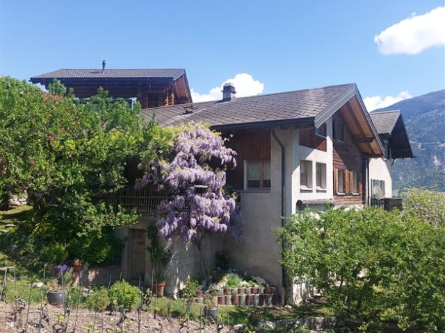 Einfamilienhaus kaufen in Lens, Wallis