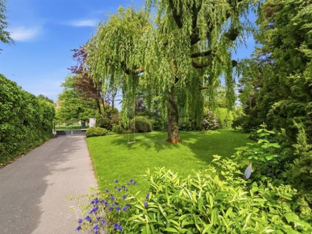 Einfamilienhaus kaufen in Commugny, Waadt