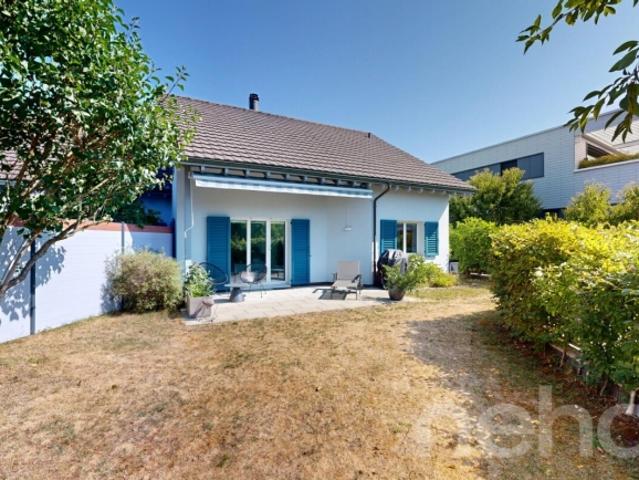 Einfamilienhaus kaufen in Kloten, Zürich