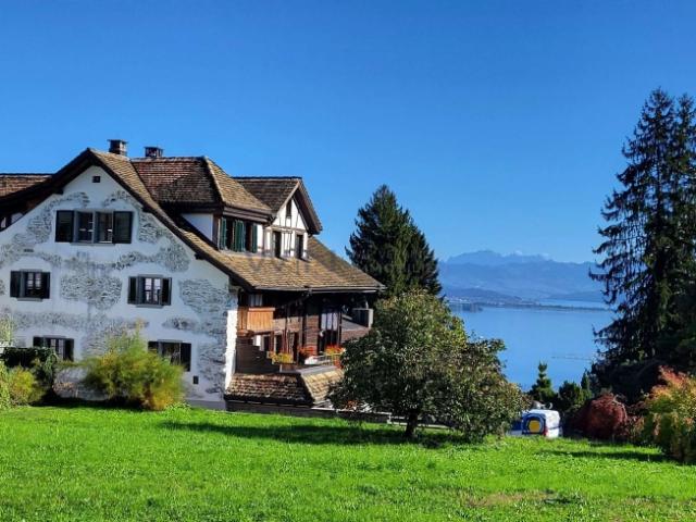 Einfamilienhaus mieten in Richterswil, Zürich