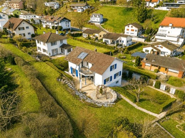 Einfamilienhaus kaufen in Laufen, Basel-Landschaft