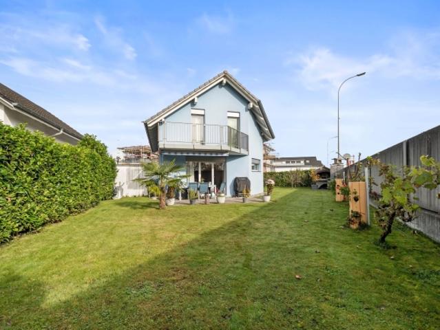 Einfamilienhaus kaufen in Oberentfelden, Aargau