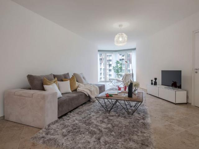 Haus mieten in Einigen, Zürich