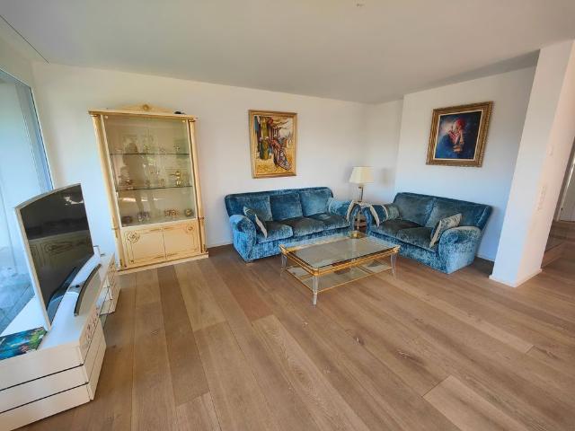 Haus mieten in Herrliberg, Zürich