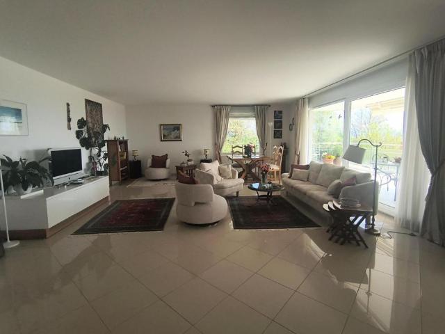 Apartment mieten in Mont-sur-Rolle, Waadt