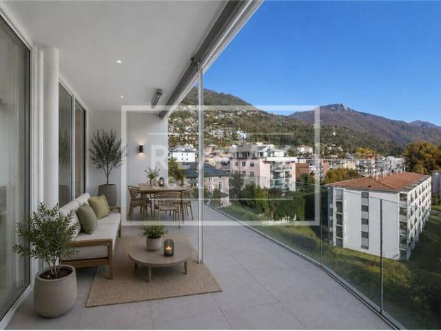 Dachwohnung kaufen in Minusio, Tessin