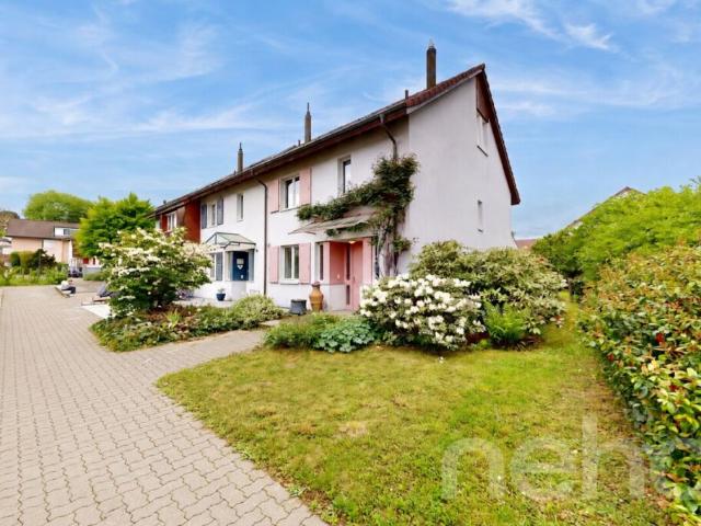 Reihenfamilienhaus kaufen in Bubendorf, Basel-Landschaft
