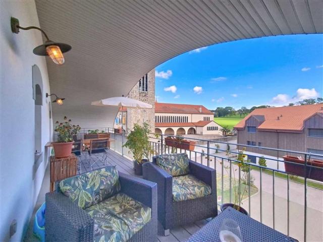 Attikawohnung kaufen in Mézières (FR), Freiburg