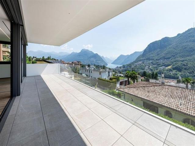 Wohnung kaufen in Collina d'Oro, Tessin