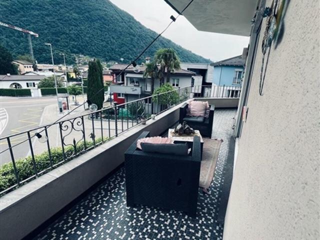 Einfamilienhaus kaufen in Losone, Tessin