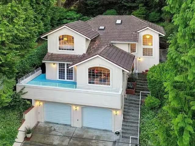 House for rent in Kirkland House for rent in Kirkland