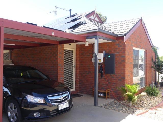 Apartment for rent in Mooroopna, Victoria