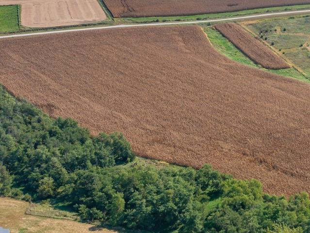 Land for sale in Earlham, Iowa