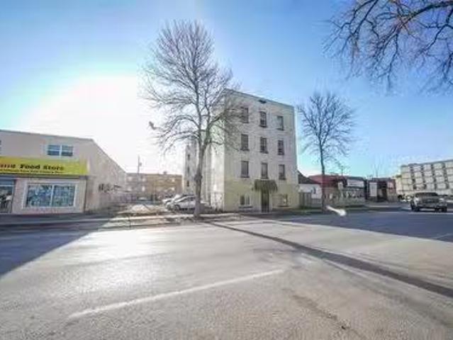 Condo for sale in East St. Paul, Manitoba