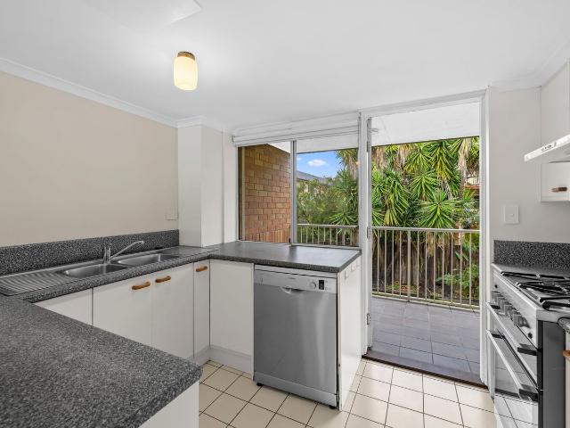 Apartment for rent in Toombul, Queensland