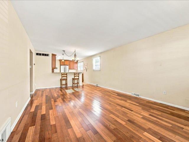 House for sale in Margate City, Atlantic County