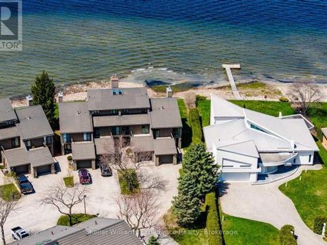 Townhouse for sale in Penetanguishene, Ontario