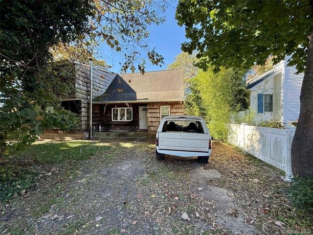 House for sale in Centereach, New York