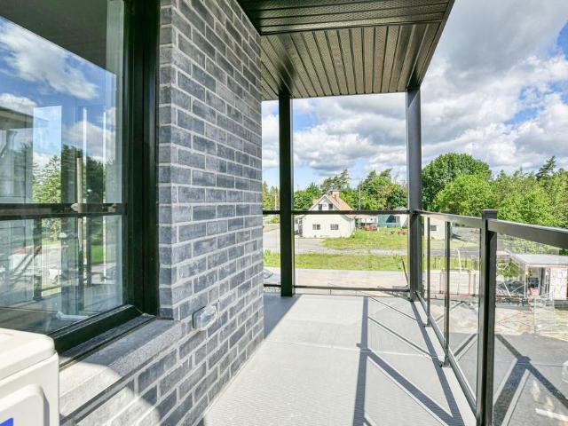 Apartment for rent in Saint-charles-borromée, Quebec