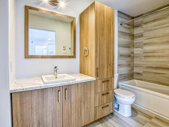 Apartment for rent in Saint-lin, Quebec