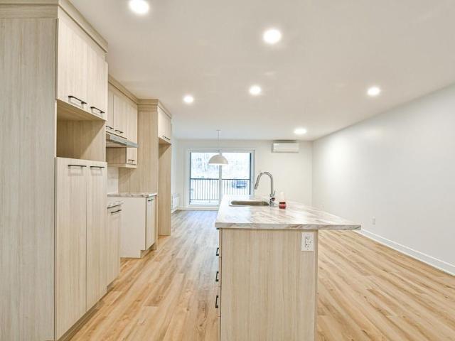 Apartment for rent in D'autray, Quebec
