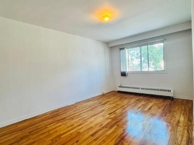 Apartment for rent in Ahuntsic, Montréal