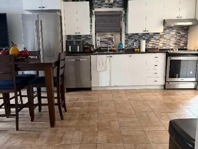 Apartment for rent in Pierre-de Saurel, Quebec