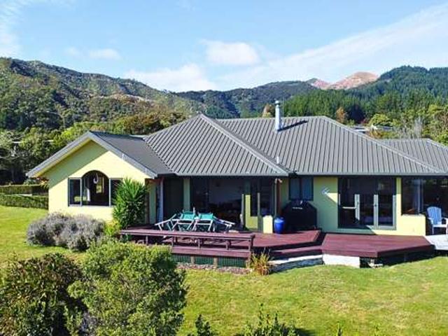 House for sale in Tākaka, Tasman District