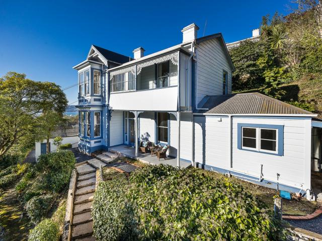 House for sale in Otakou