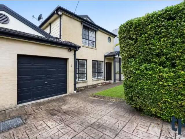 Condo for rent in Ambergate, New South Wales
