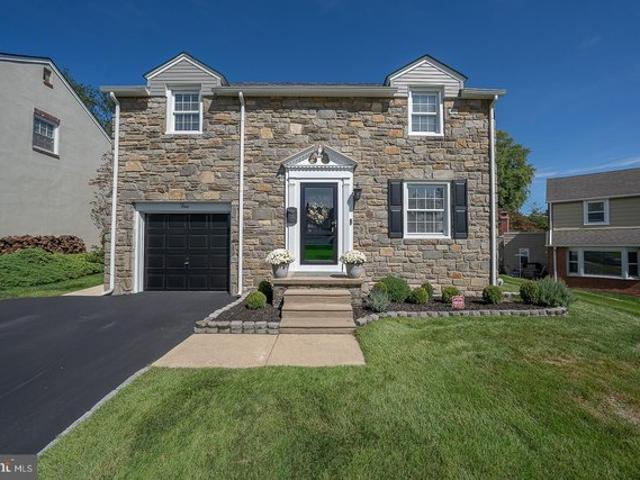 House for sale in Morton, Delaware County