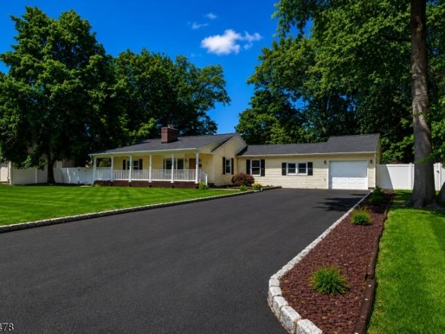 House for sale in Pequannock, New Jersey