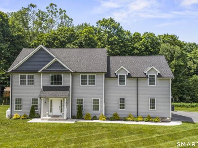 House for sale in Gaylordsville, Connecticut