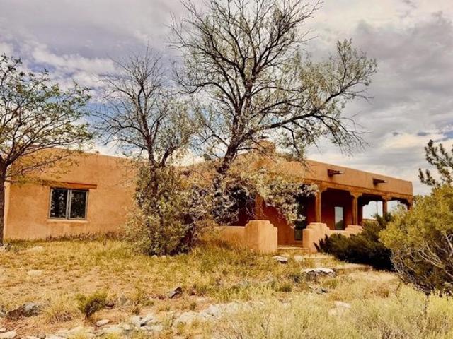 House for sale in New Mexico