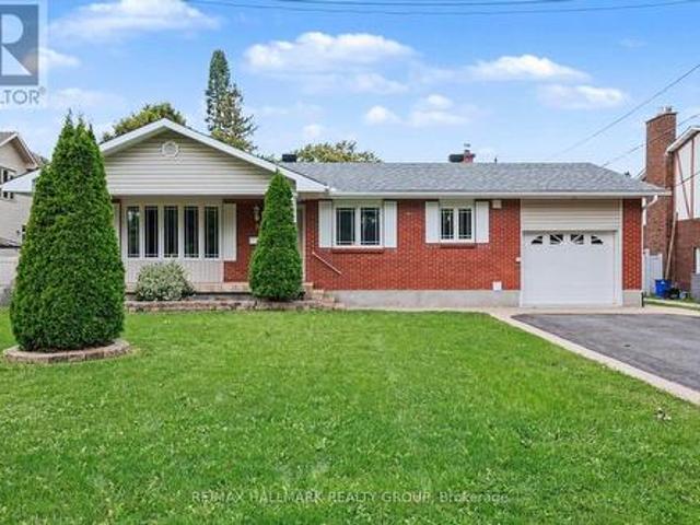 House for sale in Knoxdale-Merivale, Ottawa