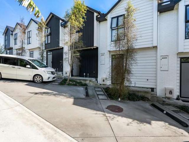 Townhouse for sale in Hillersden