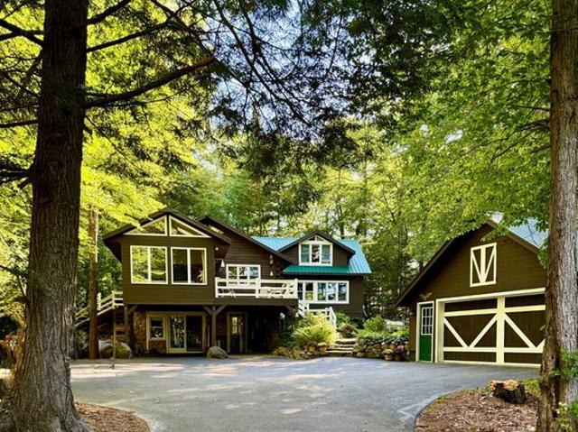 House for sale in Piseco, New York