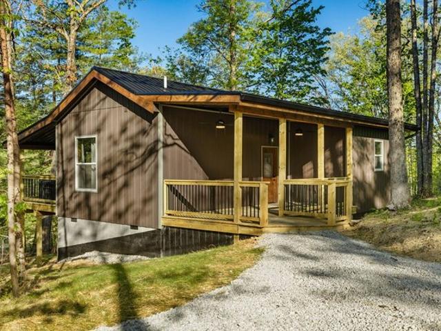 House for sale in Zoe, Kentucky