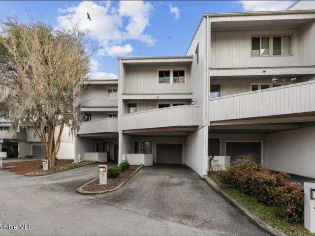 Townhouse for sale in New Bern