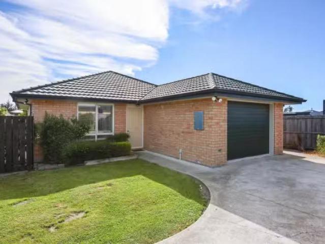 House for sale in Oxford, Canterbury