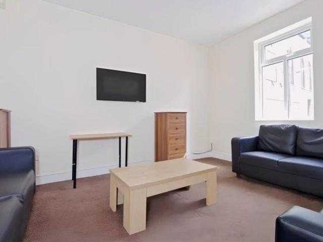 Apartment for rent in Moorlands, Lancaster