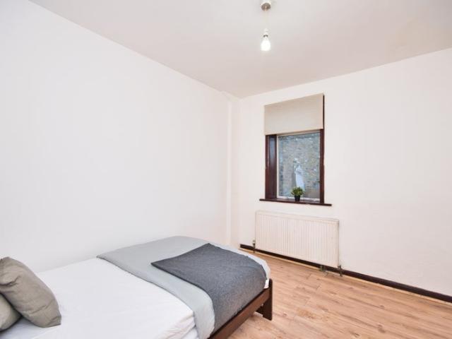 Apartment for rent in Maryland, Greater London