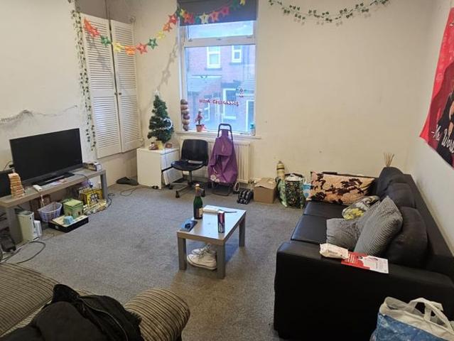 House for rent in Woodhouse, West Yorkshire